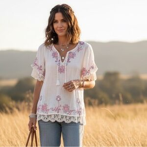 Monoreno White Boho Embroidered Top S | Lace Trim Gauzy Festival Blouse Floral